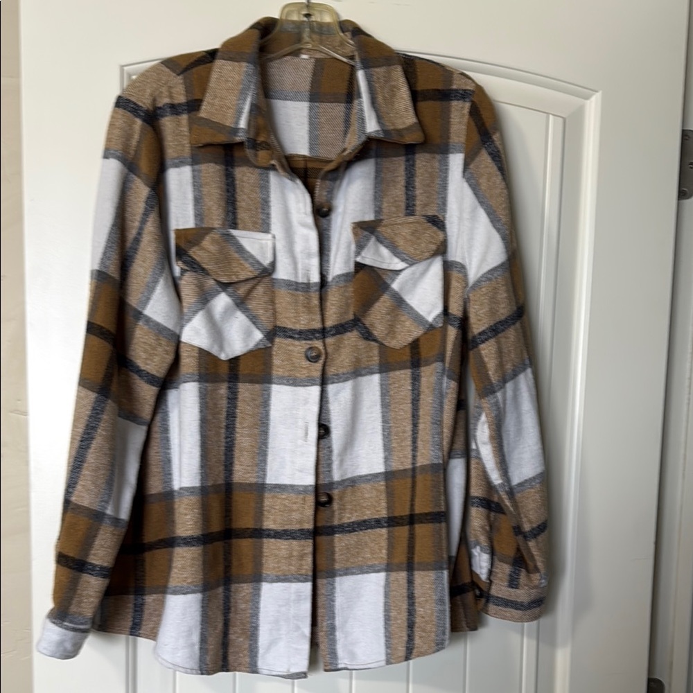 Plaid Button-Up Shirt in Brown and White